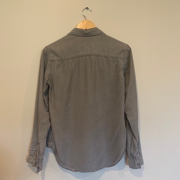 GAP 1969 100% Tencel Button Down - Picture 7 of 7